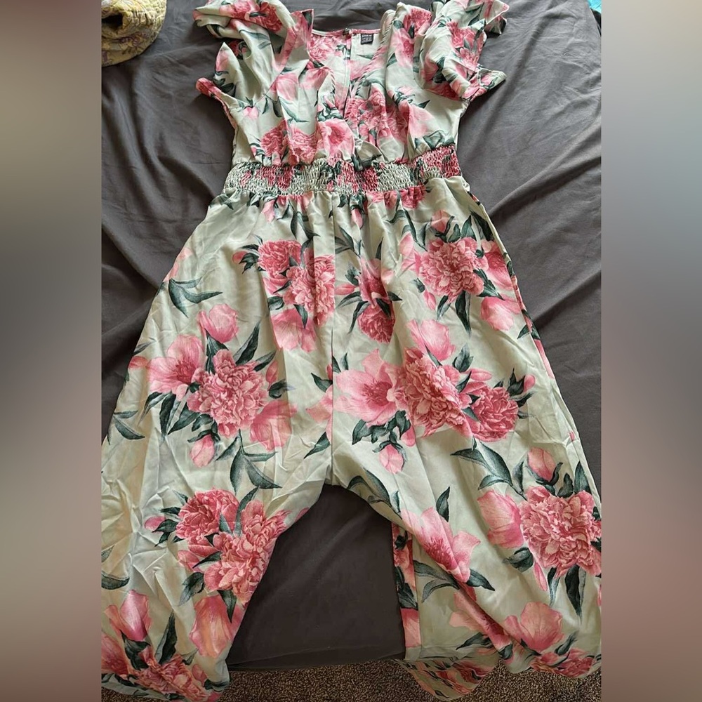 Maternity Clothes - image 2